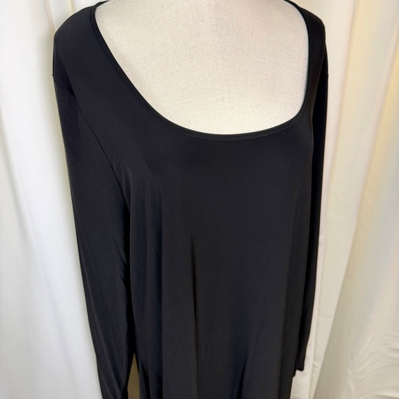 NWT Boohoo ‘Plus Premium Heavy Weight Slinky Long Sleeve Maxi Dress’ in Black 22 - Picture 7 of 14